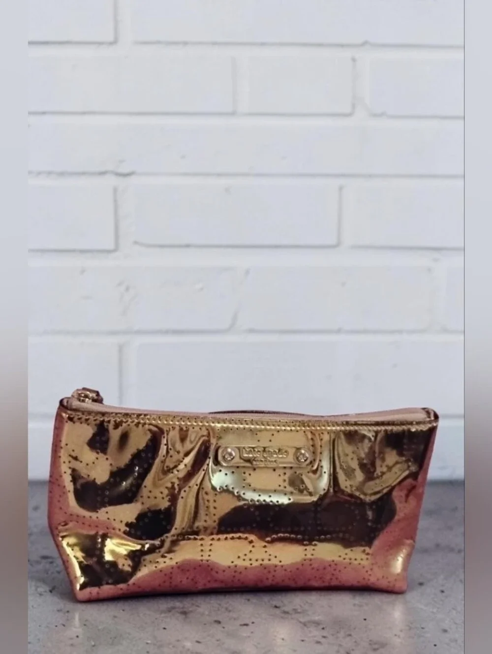 Kate Spade Little Shiloh Metro Spade Gold Shimmer Cosmetic Bag EUC